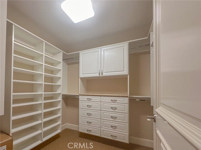 Building Photo - 5068 Scholarship