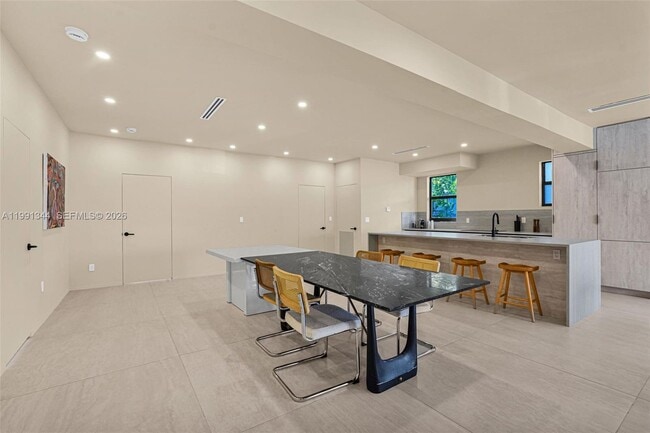 Building Photo - 4721 NW 6th Ave