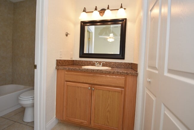 Building Photo - 42 Coral Reef Ct N