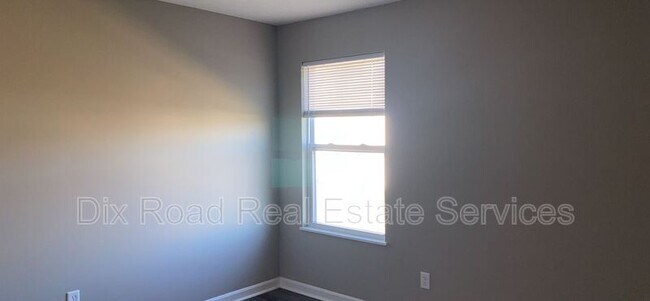 Building Photo - 806 Prescot Cir