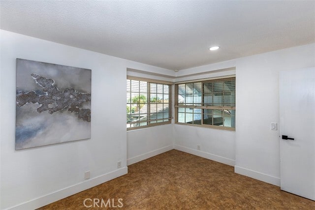 Building Photo - 1250 Kinglake Dr