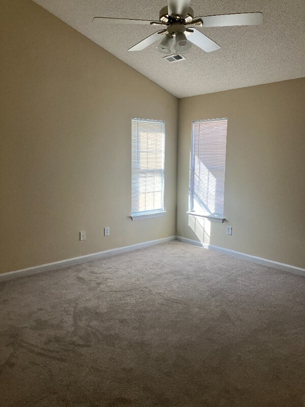 Building Photo - 701 Glenarthur Dr