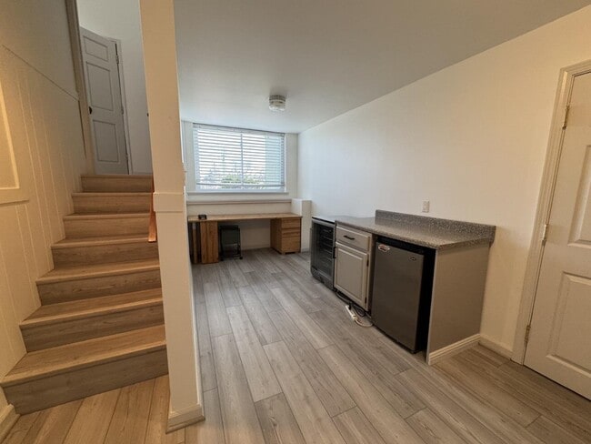 Building Photo - 3534 Jefferson Ave