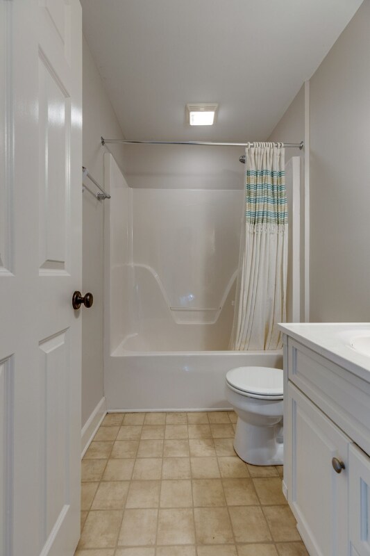Building Photo - 3809 Sentinel Dr