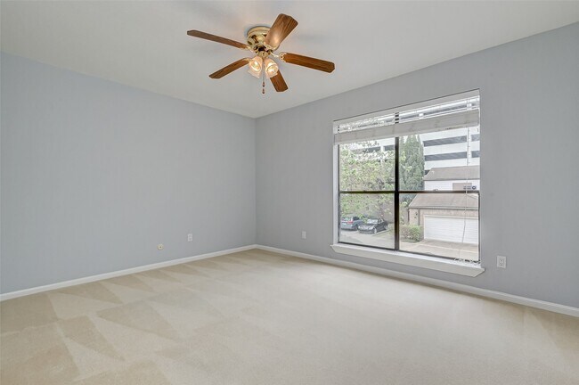 Building Photo - 2555 Bering Dr