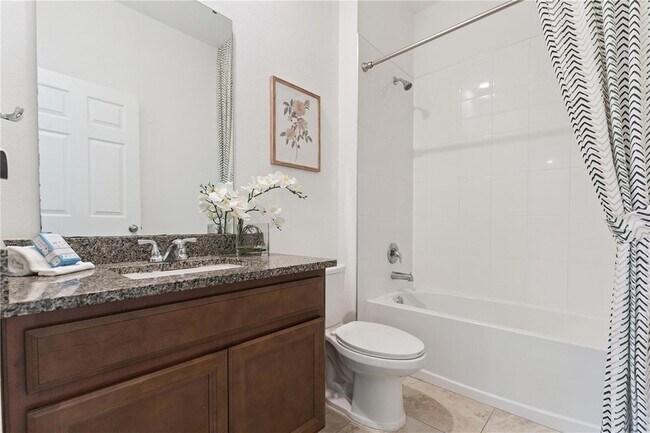 Building Photo - 2824 Neverland Dr