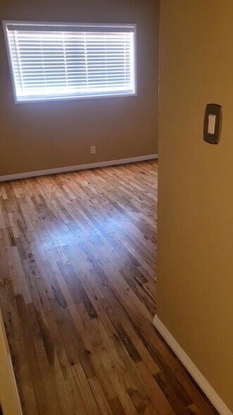 Bedroom - 3656 W 113th St