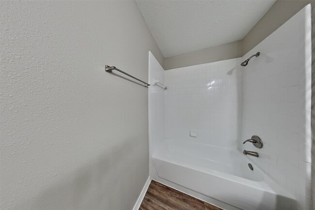 Building Photo - 19410 Kacey Ln Ct