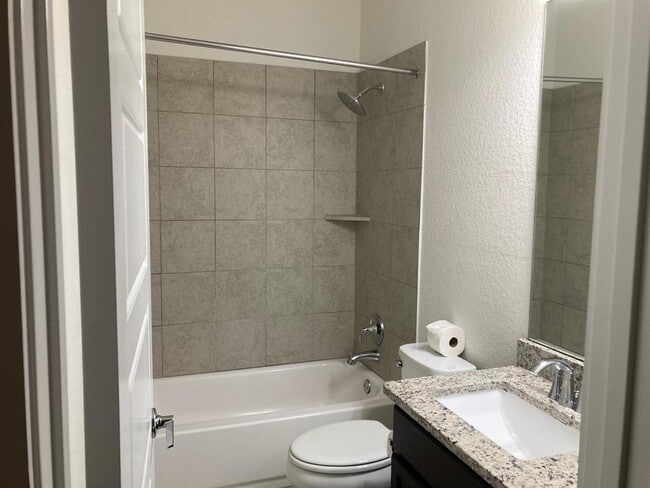 Building Photo - 12410 Maypole Bend