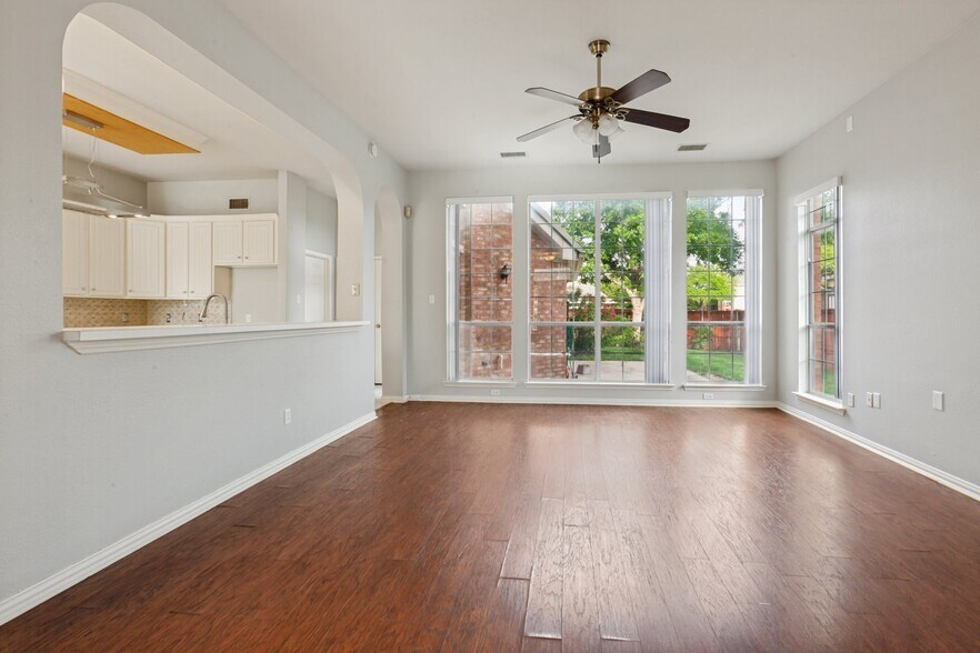 Building Photo - 8400 Pipestone Dr