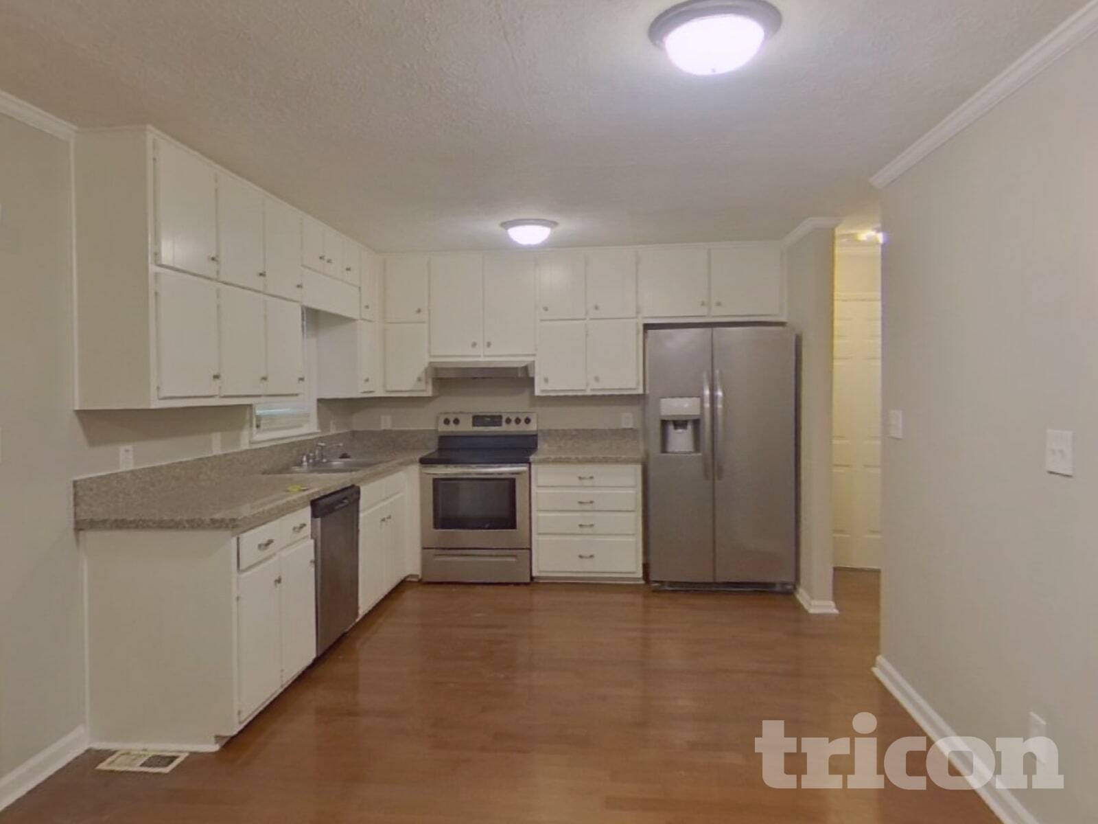 Building Photo - 245 Bentley Way