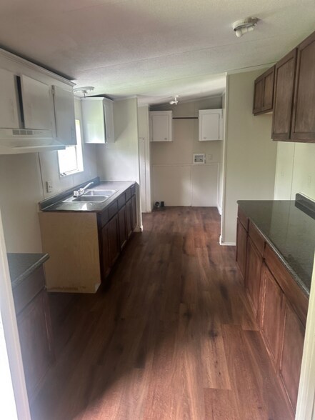 Building Photo - 3384 Briana Dr