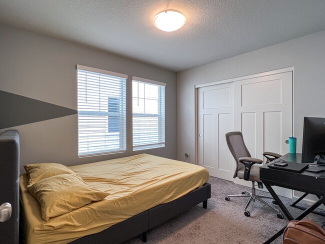 Building Photo - Amazing Location 3 Bedrooms 2.5 Bathrooms in the New Reeds Crossing Community!  Hillsboro near In...