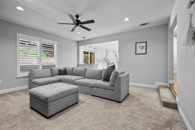 Building Photo - 3621 Welwyn Way Dr