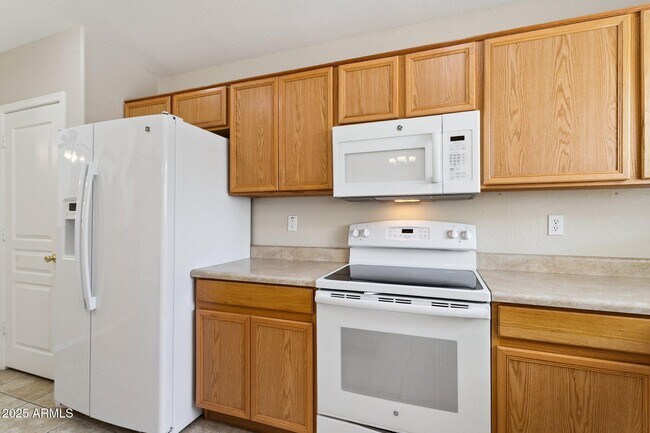 Building Photo - 17513 W Caribbean Ln