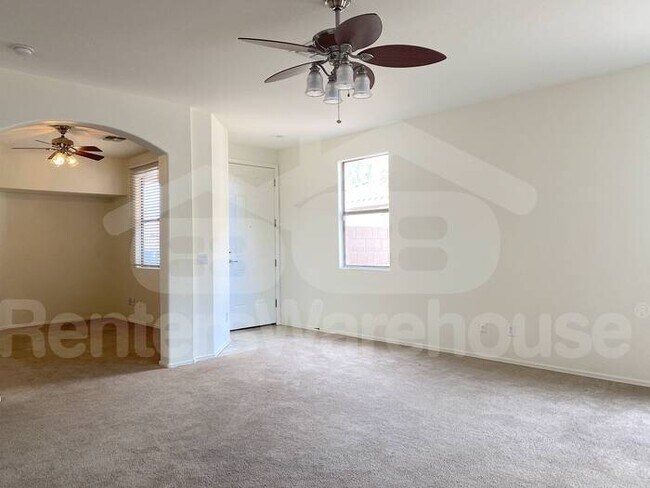 Building Photo - Golf Course Home in The Villages at Queen ...