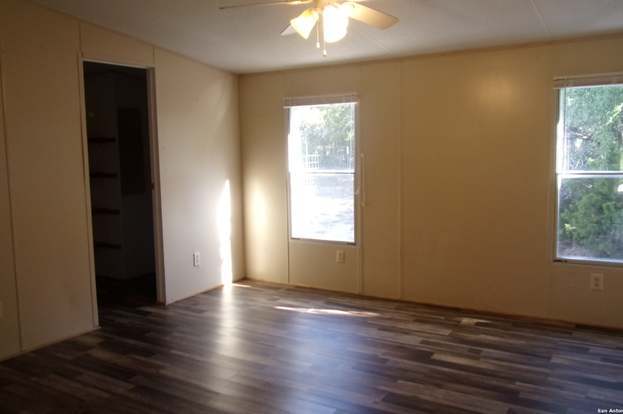 Building Photo - 1106 Indian Hollow