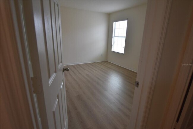 Building Photo - 1123 Honey Blossom Dr