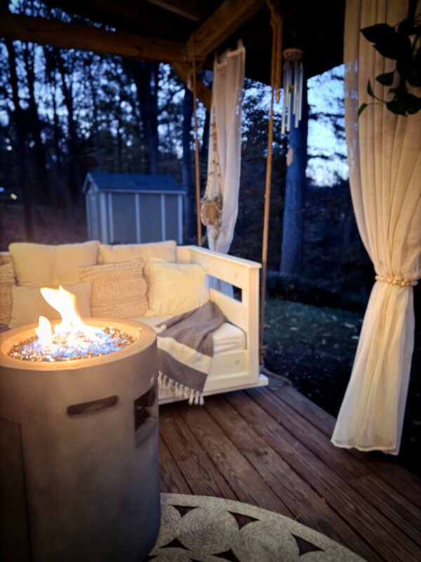 Building Photo - 1709 Chester Valley Ct