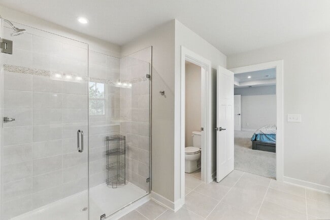 Building Photo - Luxury 5-Bed, 4-Bath Greenville Home in Amenity-Packed Riverstone!