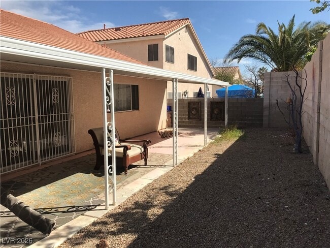 Building Photo - 3467 White Mountain St