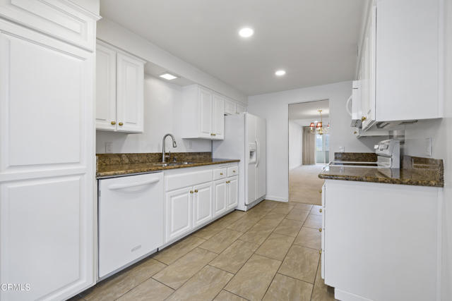 Building Photo - 190 Arroyo Terrace