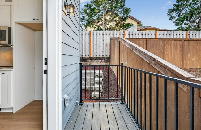 Building Photo - Brand New Construction Beautifully Designed 2 Bedroom Home with Modern Finishes and Functional Op...