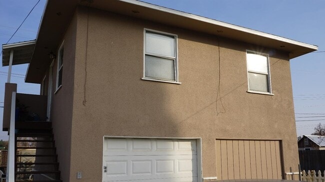 Primary Photo - 6318 Almond Dr