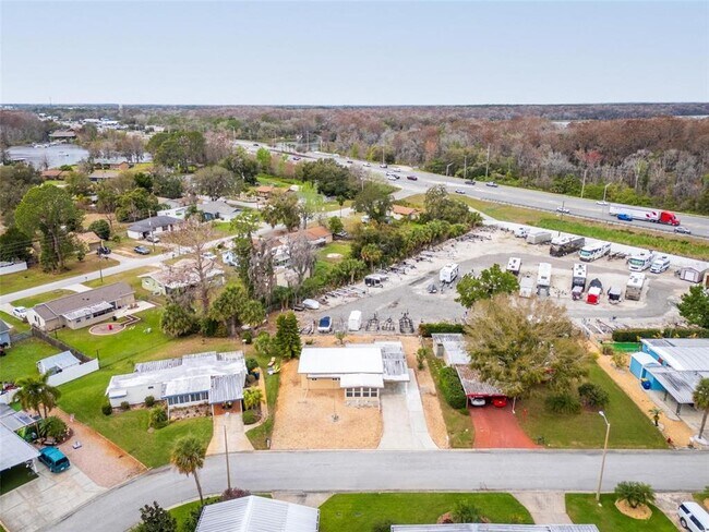Building Photo - 2714 Vindale Rd