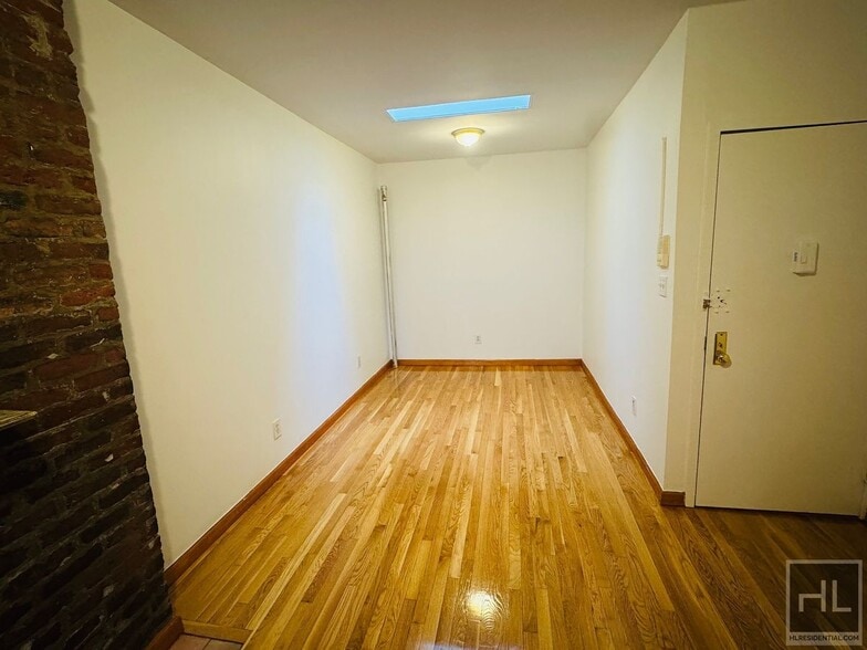 Building Photo - ESSEX STREET