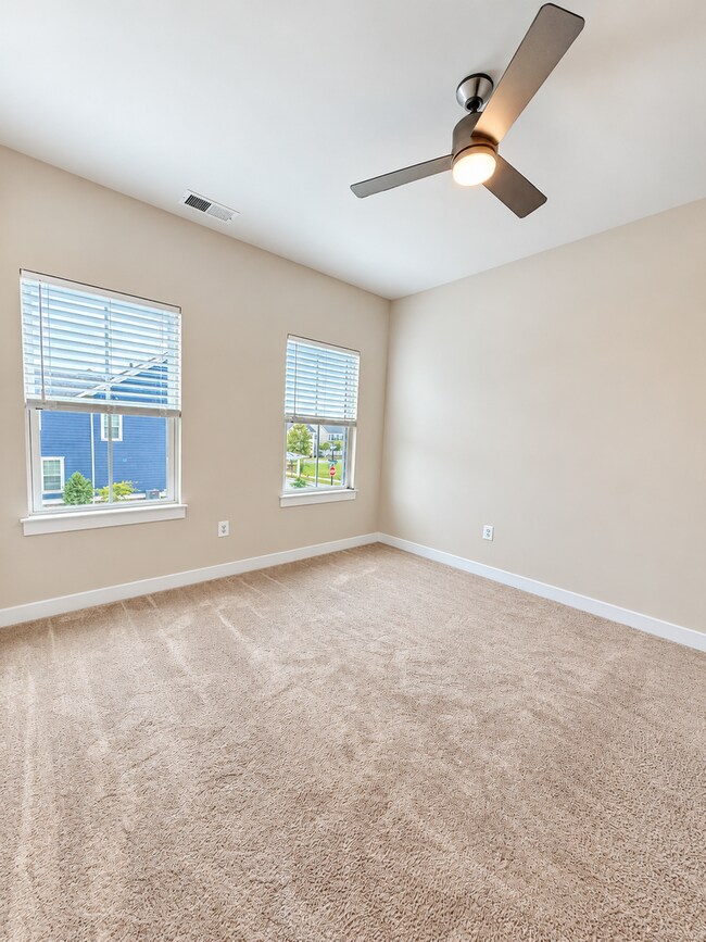 Building Photo - 6510 Camden St