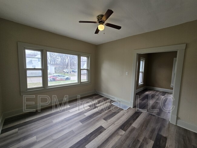 Building Photo - 823 Glenwood St