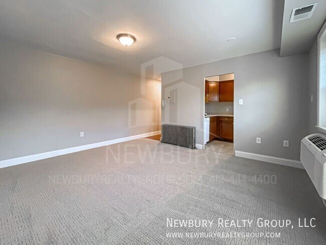 Building Photo - 104 W Steuben St