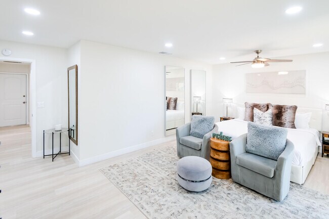 Building Photo - 79361 Port Royal Ave