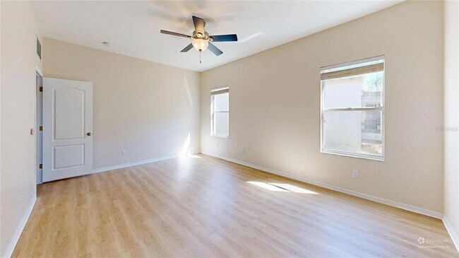 Building Photo - 1853 Atlantic Dr