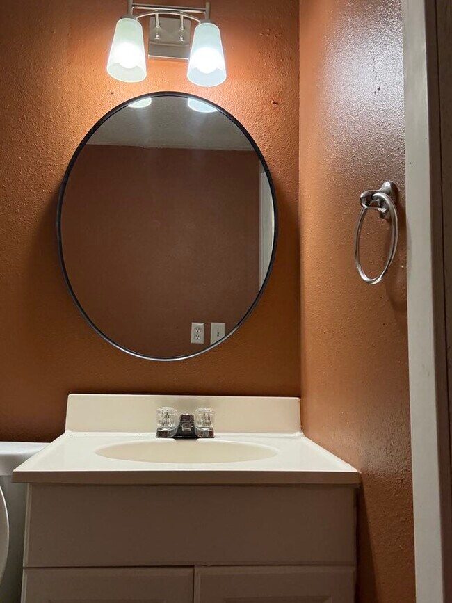 Bathroom 2 - 312 S Elm St