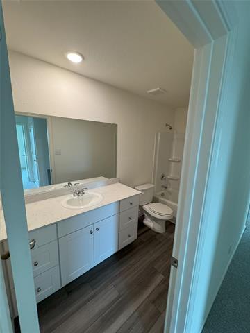 Building Photo - 117 Connecticut Ct