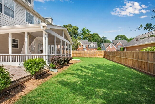 Building Photo - 1610 Elgaen Pl Dr