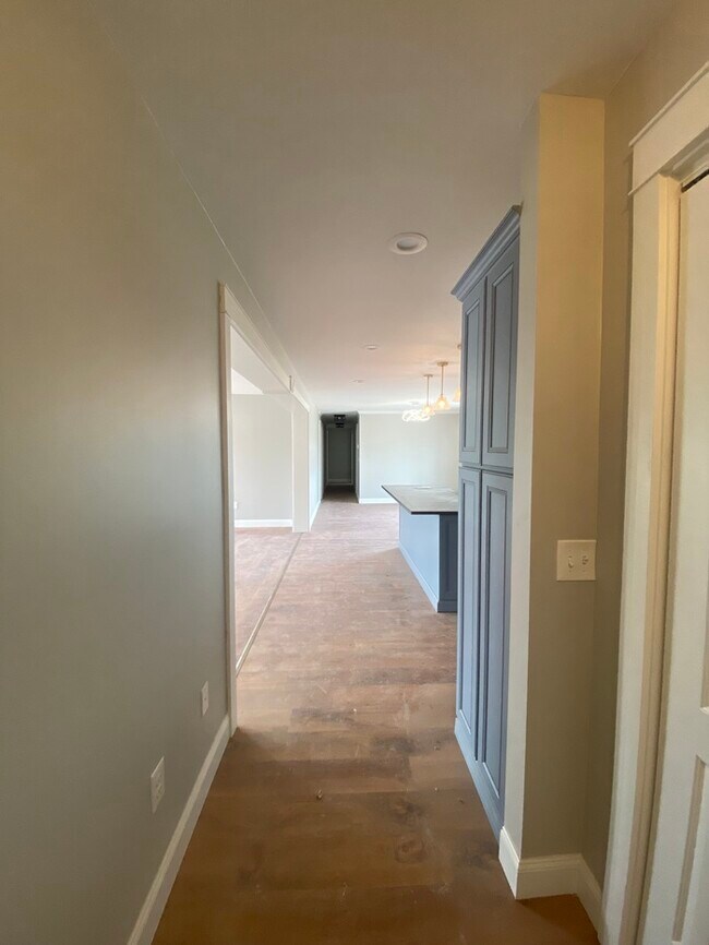Building Photo - Brand new construction 5 bedroom 3 bath wi...
