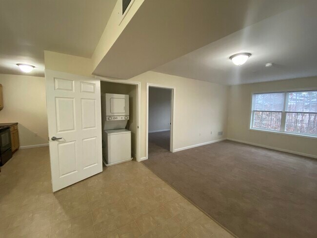 Building Photo - 80 Sentinel Court