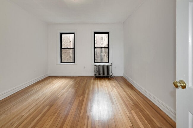 Building Photo - 56 Glenwood Ave