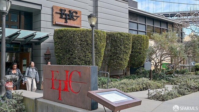 Building Photo - 75 Folsom St