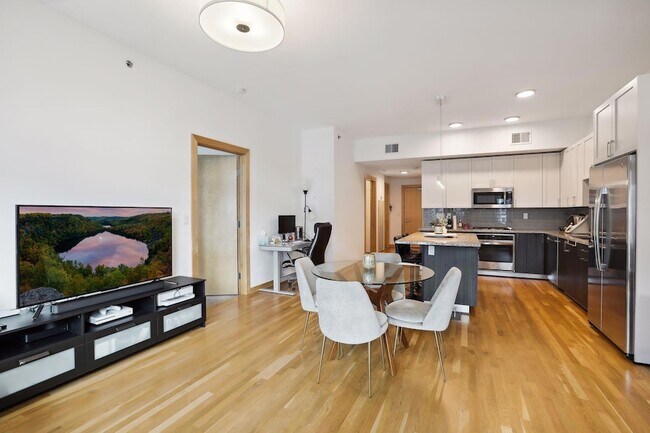 Building Photo - 1240 S 2nd St