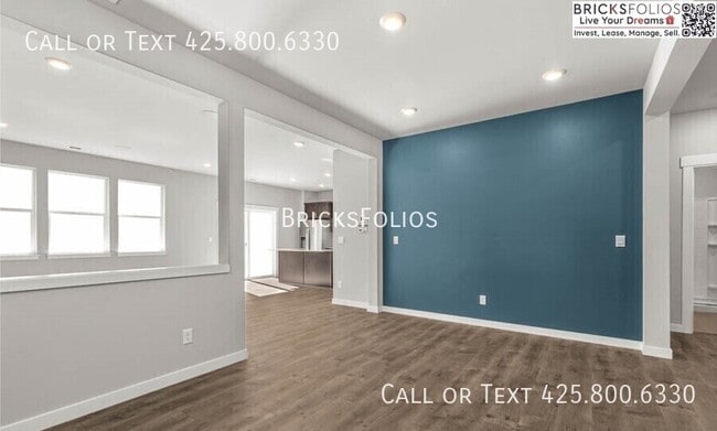 Building Photo - 1384 SW Pendleton Way