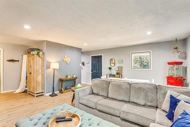 Building Photo - 7110 Apache Dr