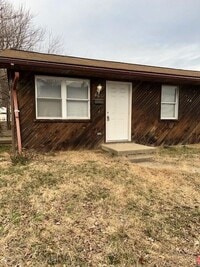 Building Photo - 664 E Missouri St