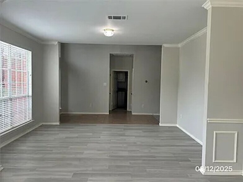 Building Photo - 5200 St Croix Ln