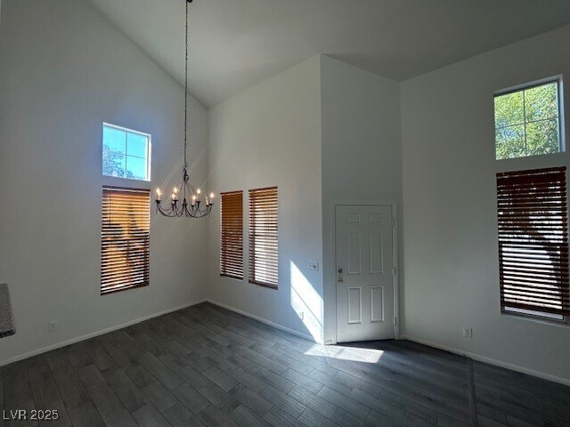 Building Photo - 1200 Valerio Ln