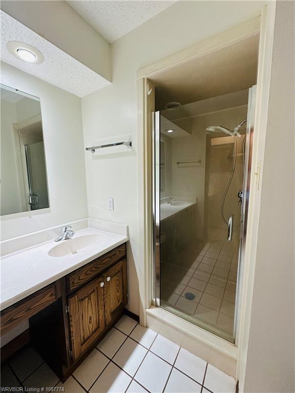 Building Photo - 3406 Erin Oaks Ct