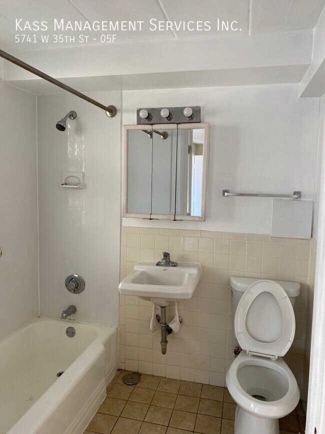 Building Photo - 5741 W 35th St